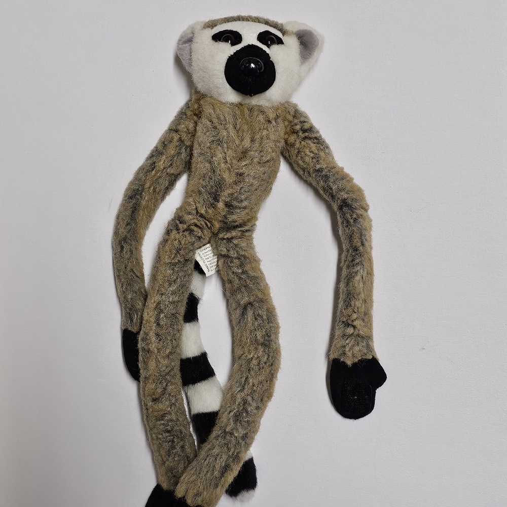 Fiesta 16” Lemur Plush A30891C
